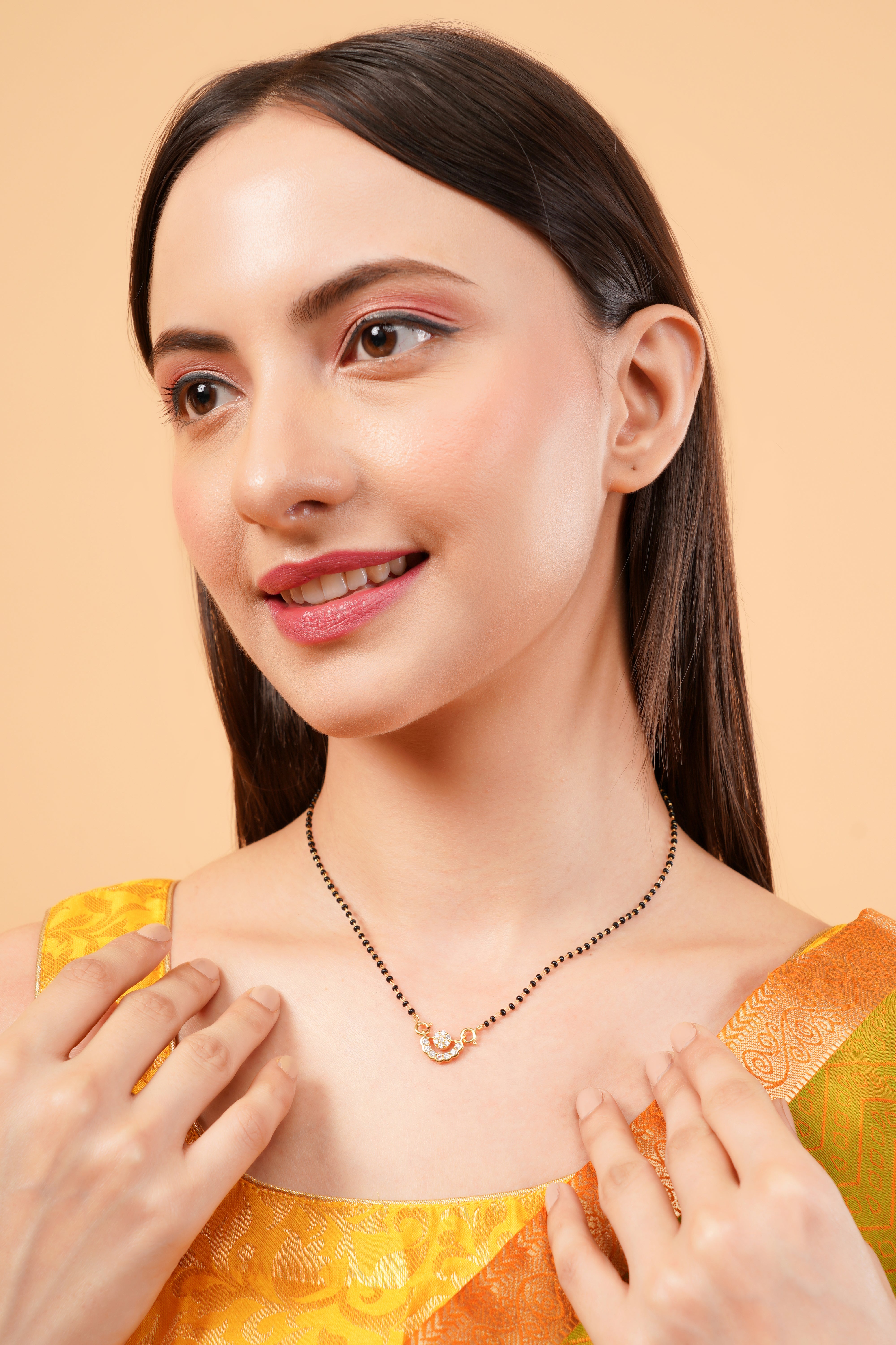 Raina Mangalsutra