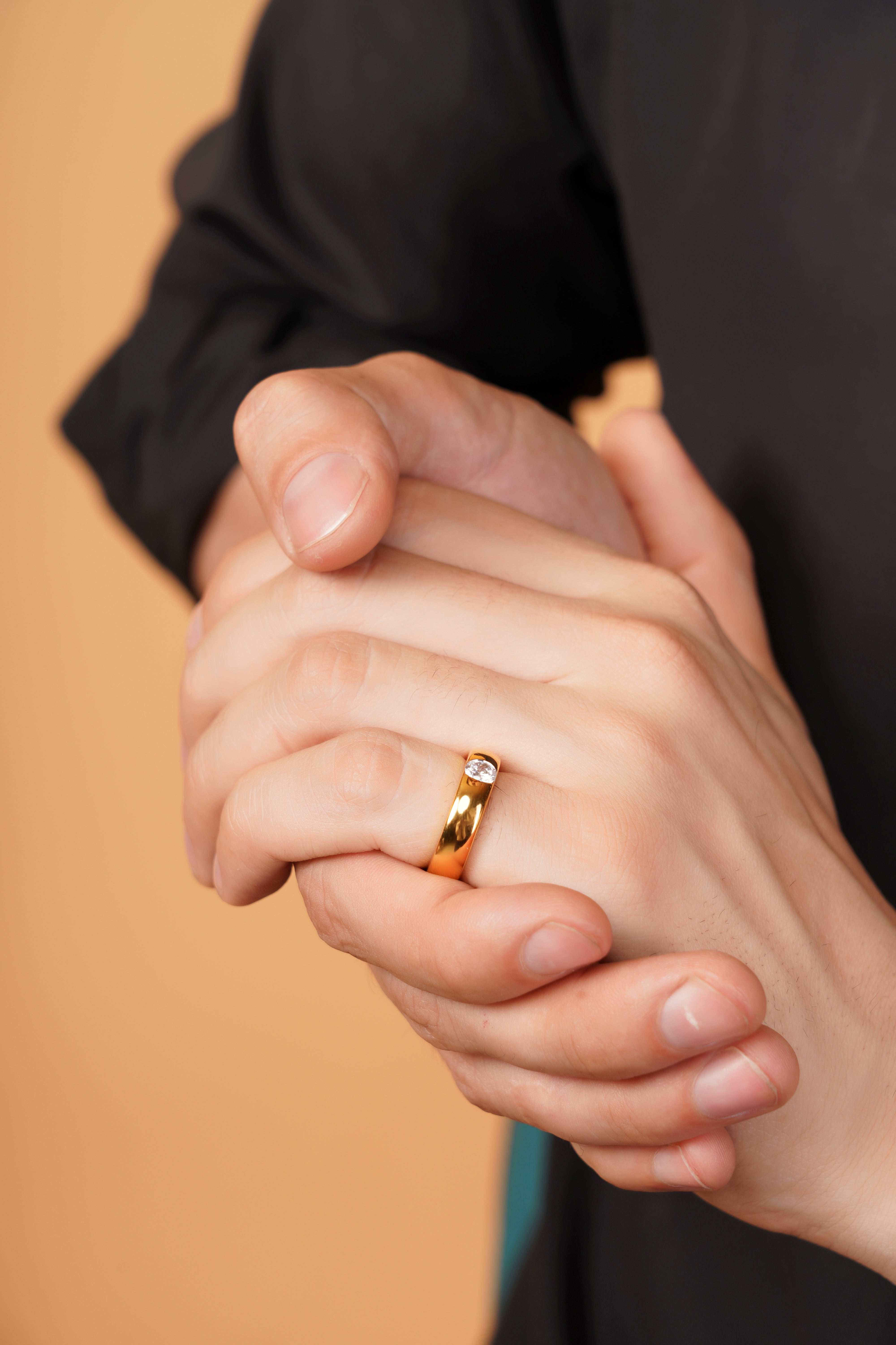 Catarina Men's Round Brilliant Solitaire Band