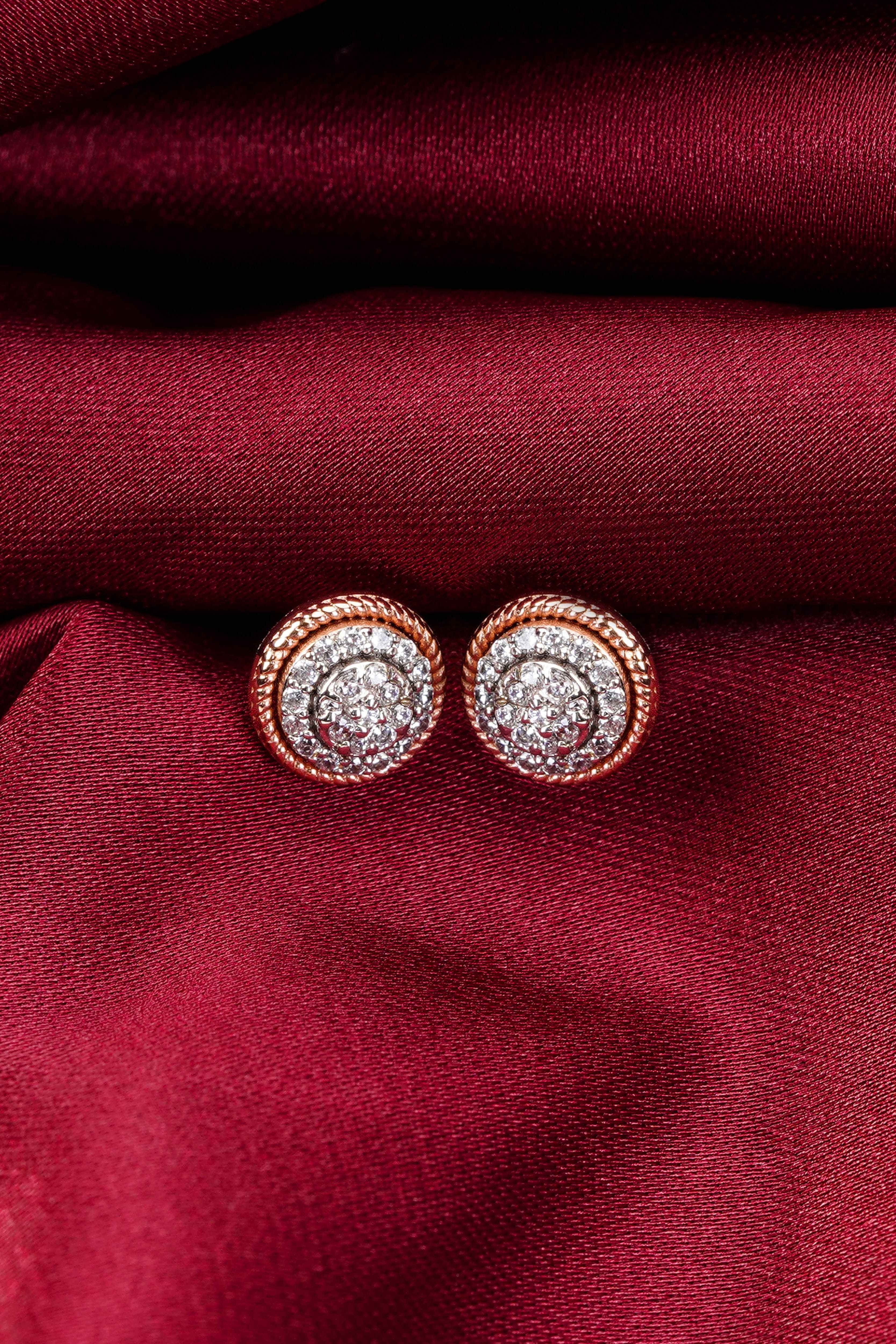 Duna Diamond Cluster Studs