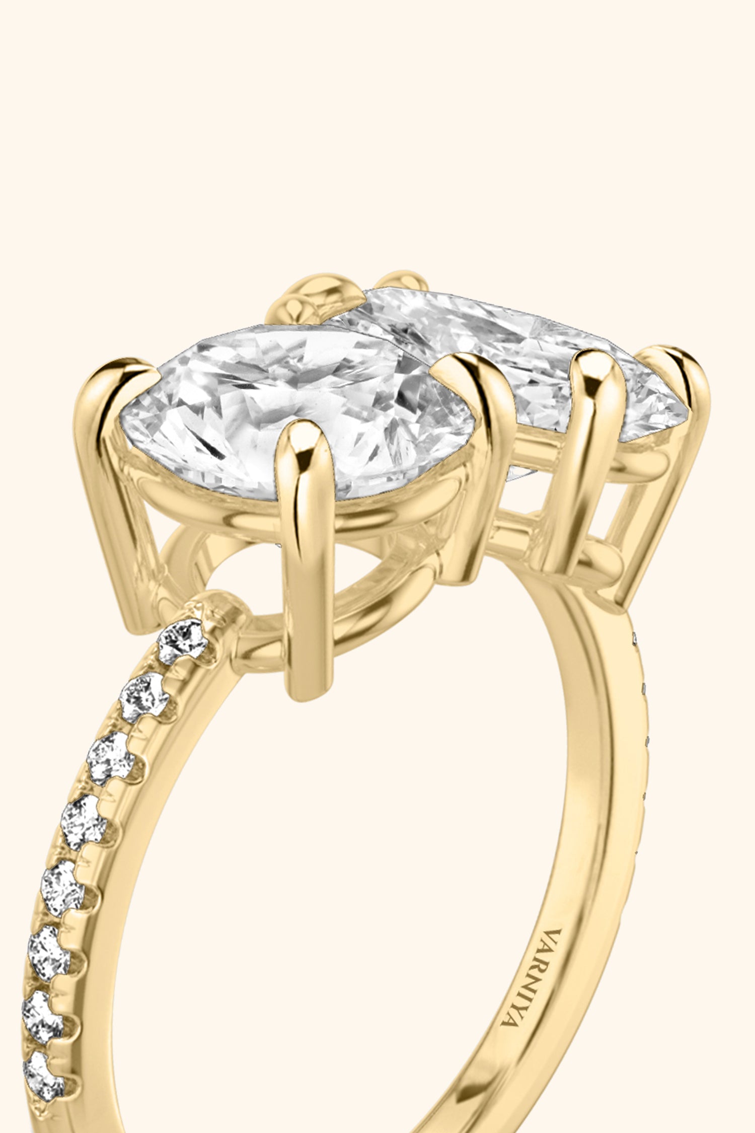 Luminosa Round Brilliant and Oval Solitaire Pavé Ring