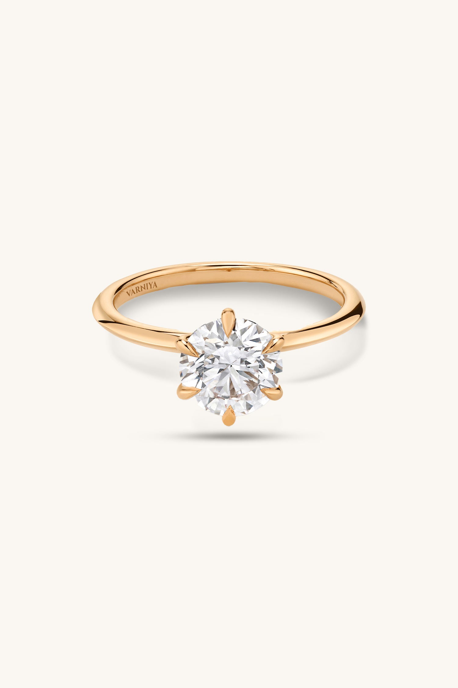 Amália Round Brilliant Solitaire Ring