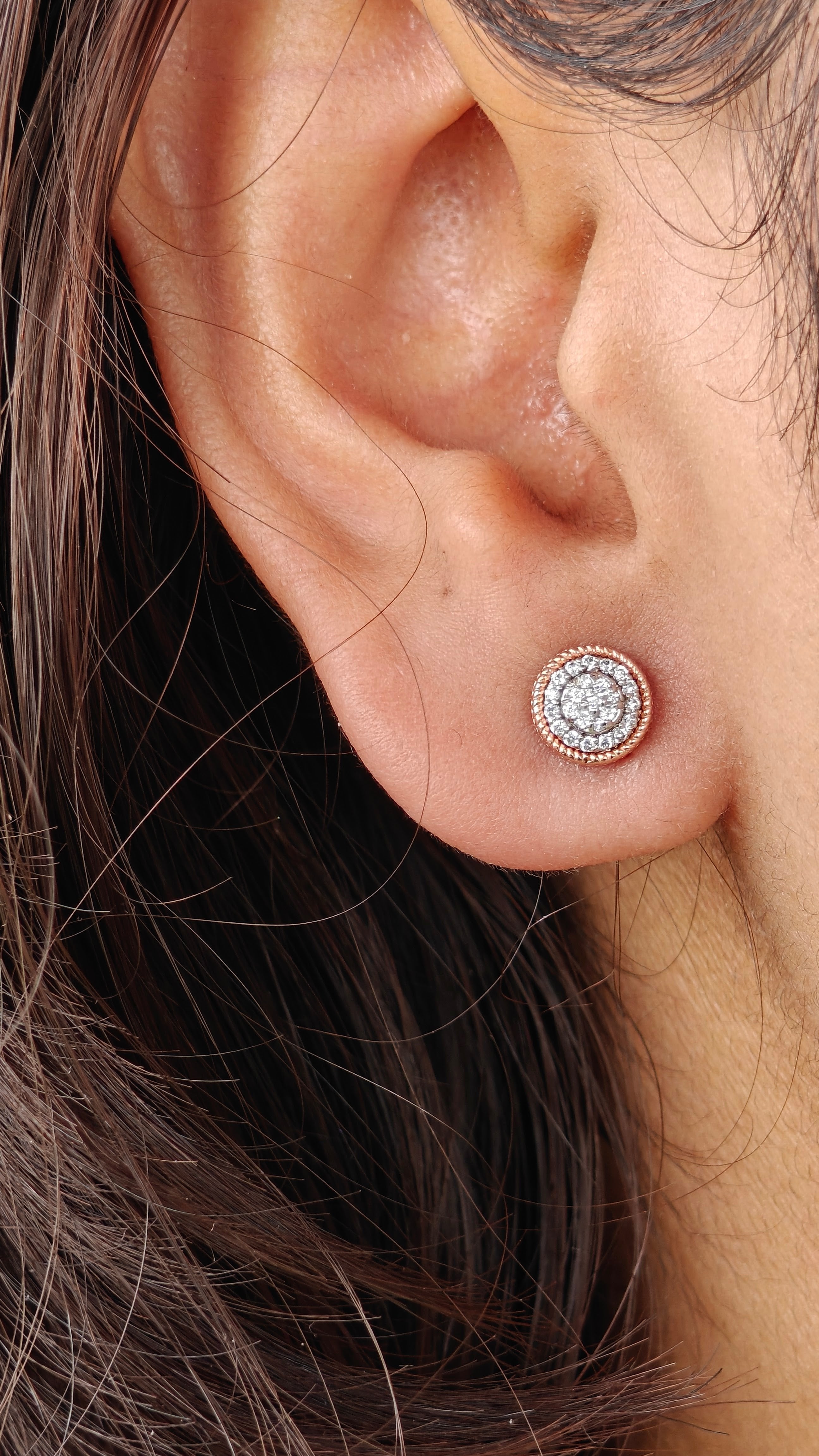 Duna Diamond Cluster Studs