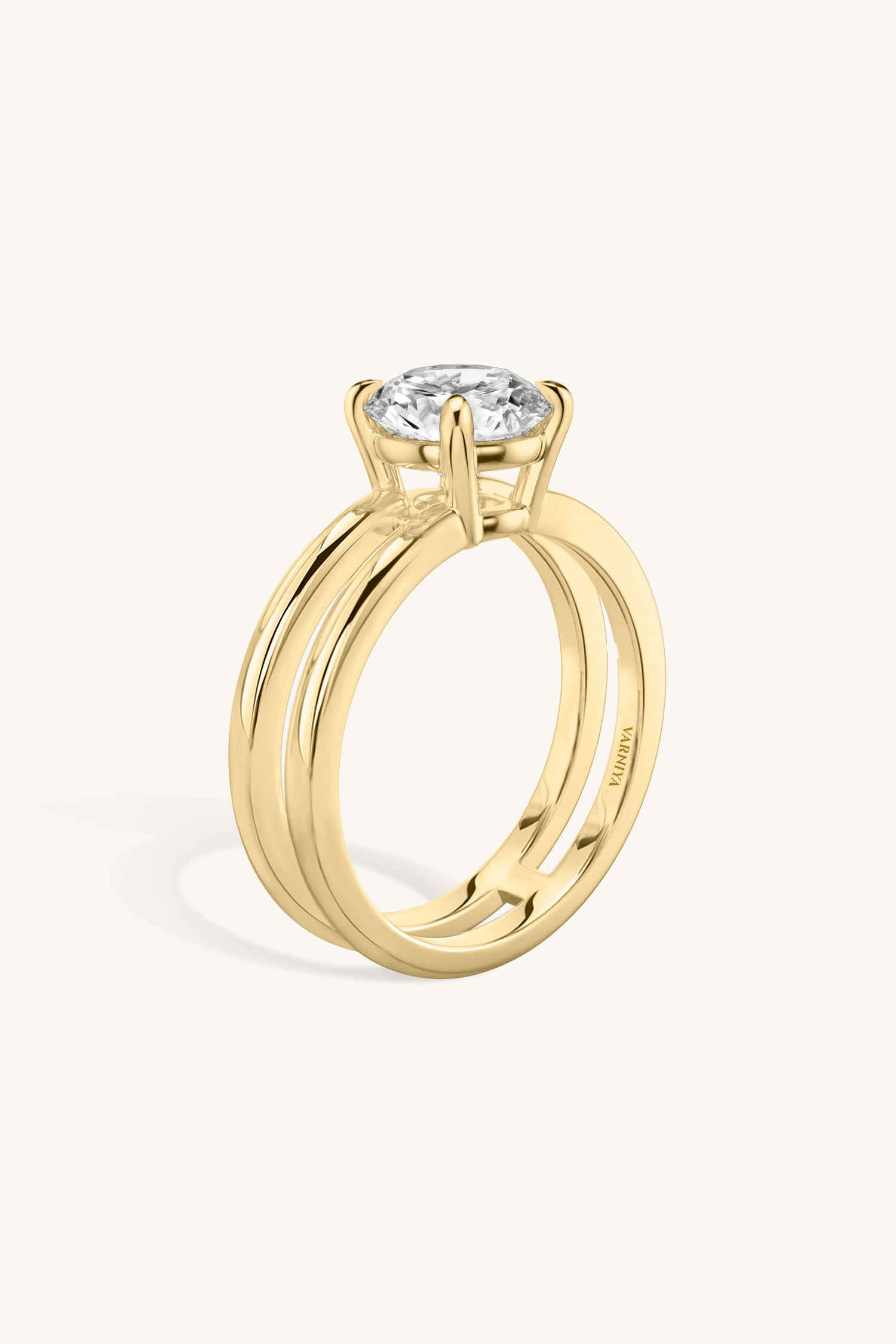 Bicephal Round Solitaire Ring