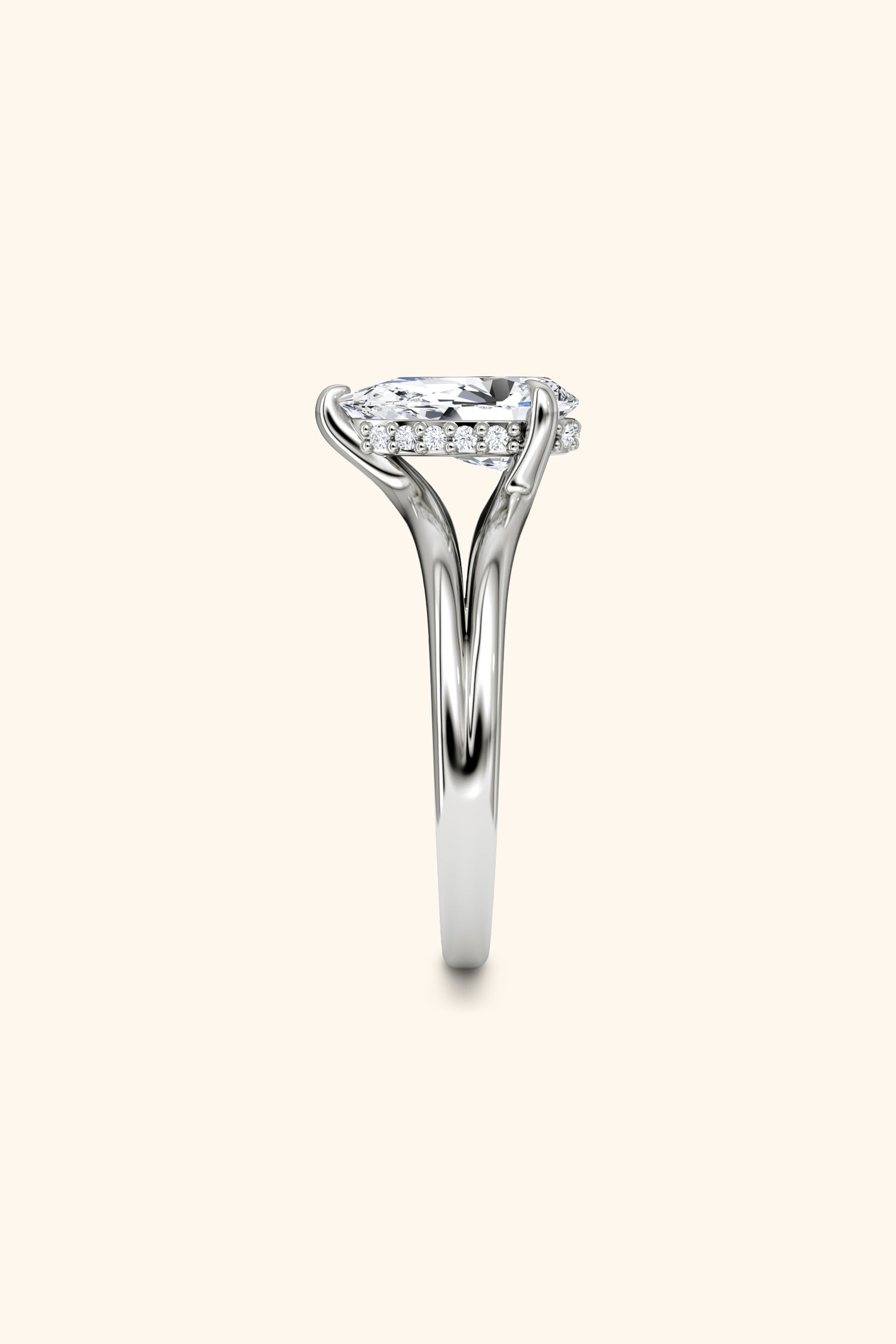 Dulce Halo Pear Solitaire Ring