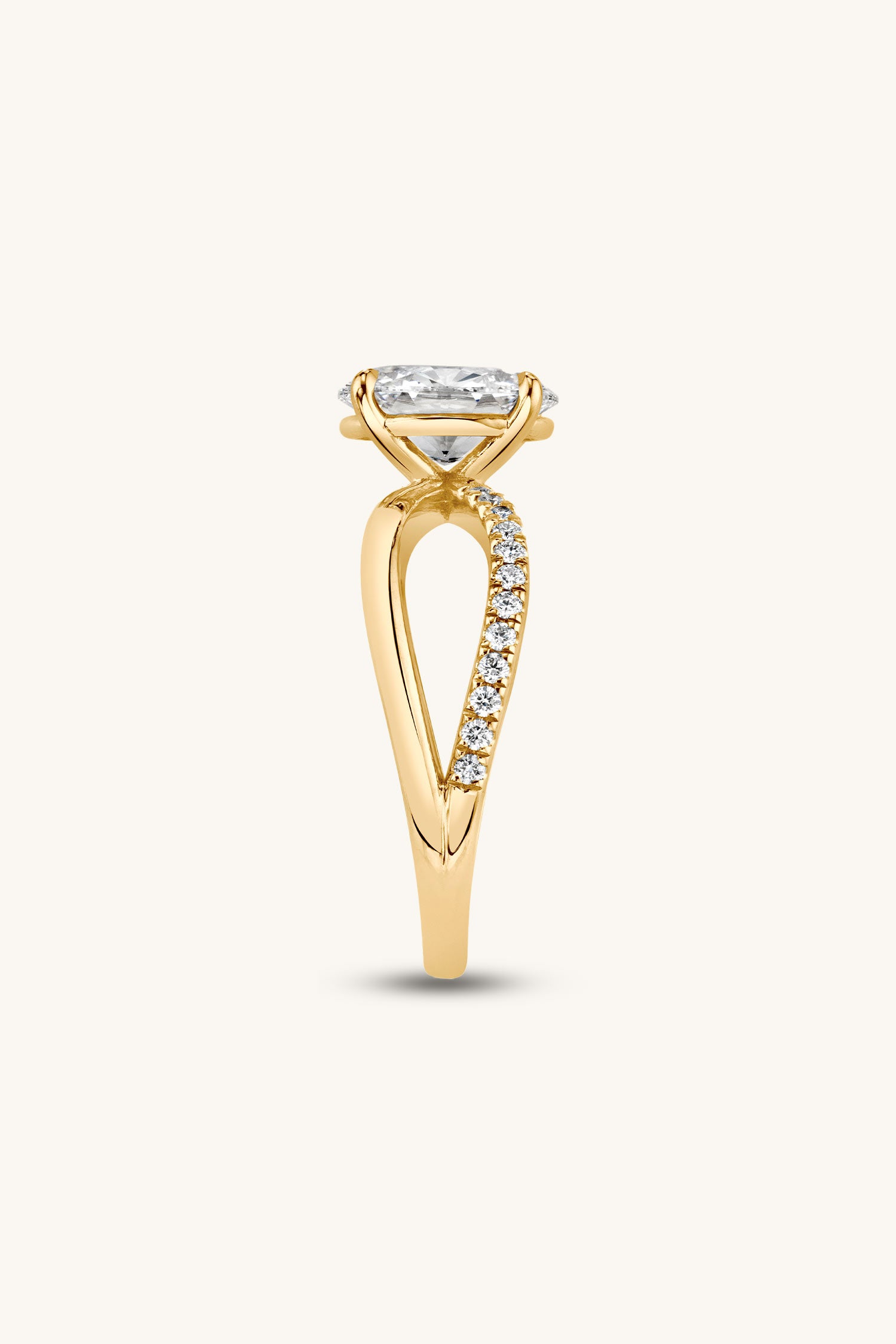 Luisa Oval Solitaire Pavé Ring