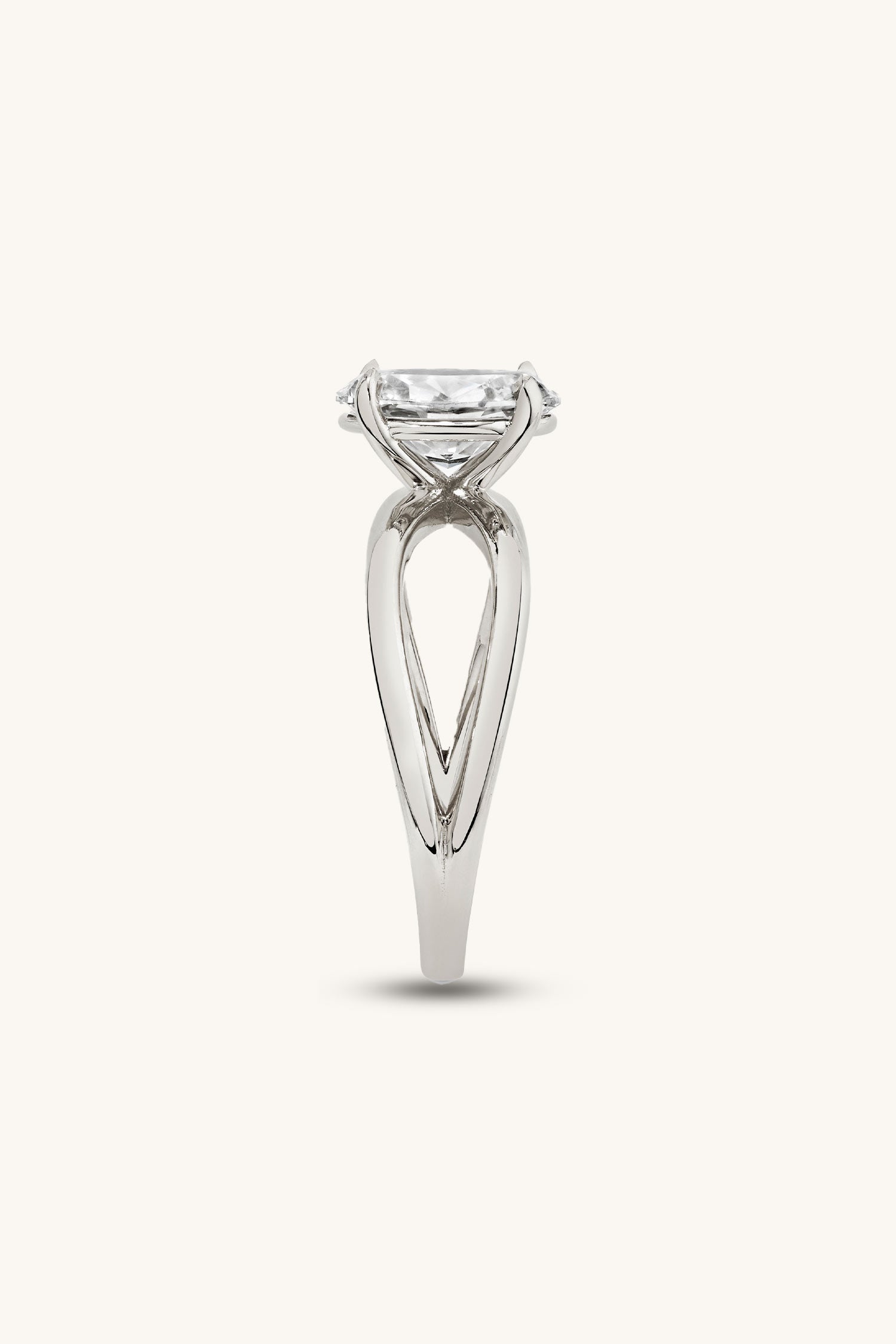 Luisa Oval Solitaire Ring