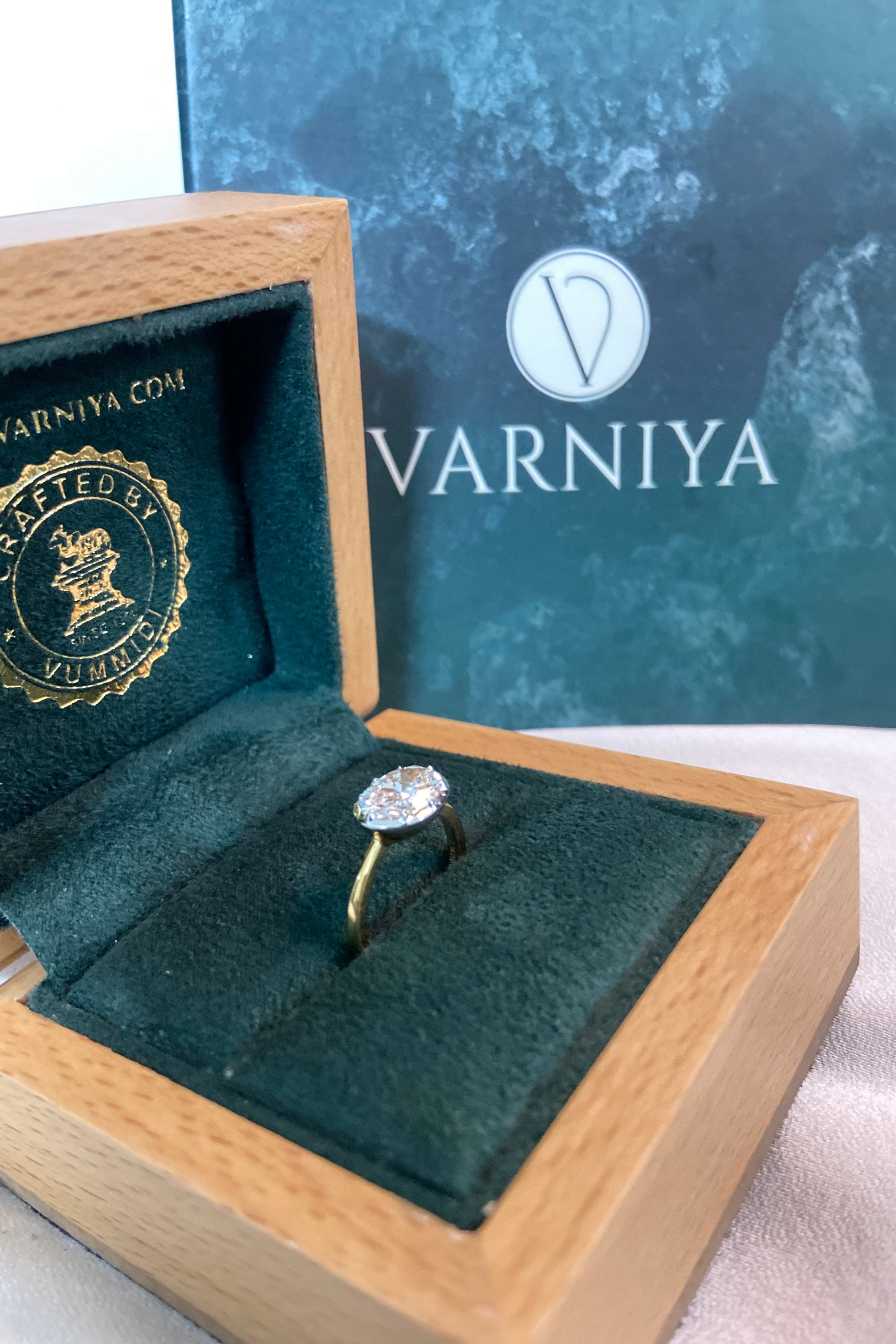 2Ct Oval East West Setting Ring