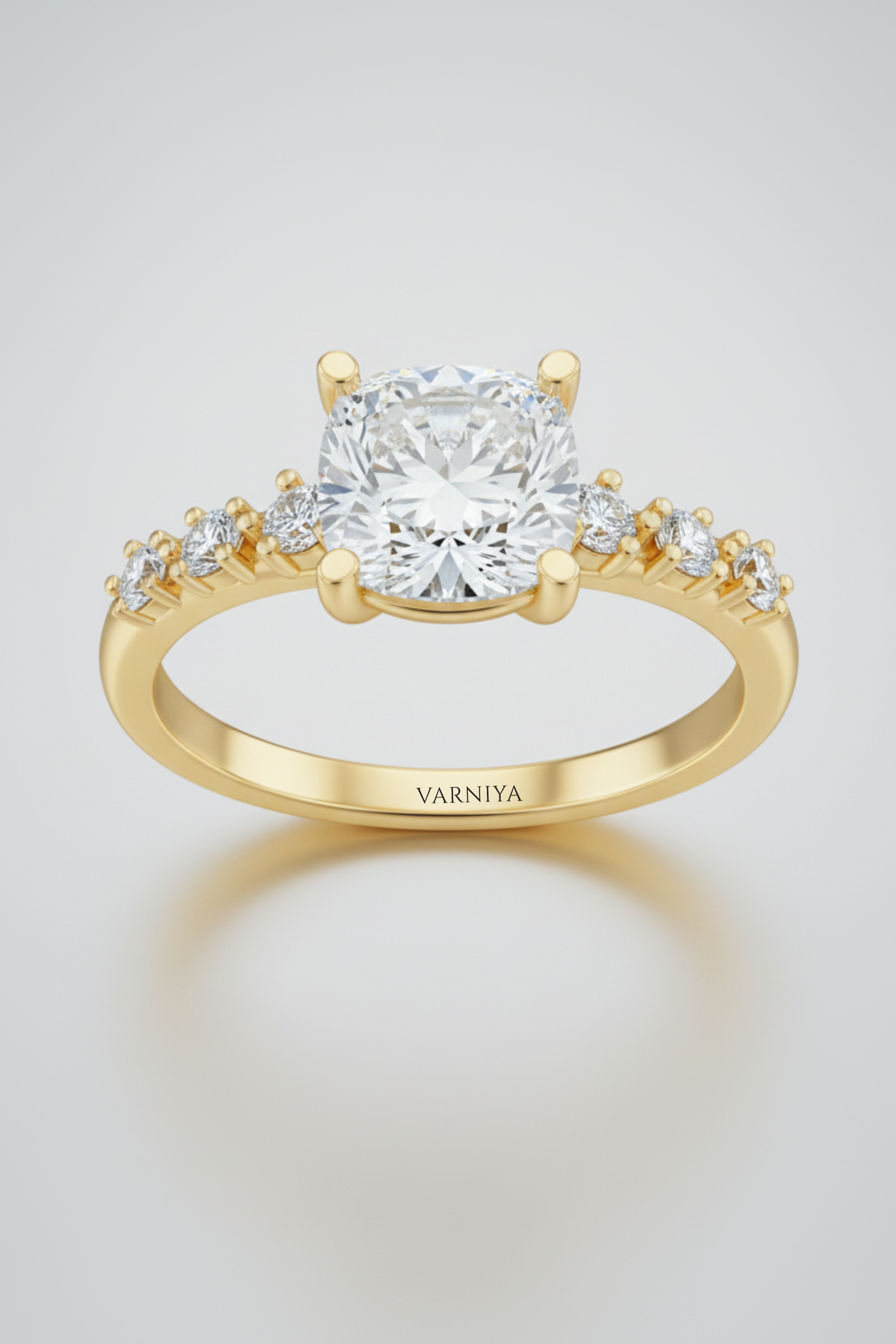 Stella 6-Prong Round Brilliant Engagement Ring